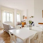 펜션 Spaziosa Casa Con Giardino E Dependance 비아레지오