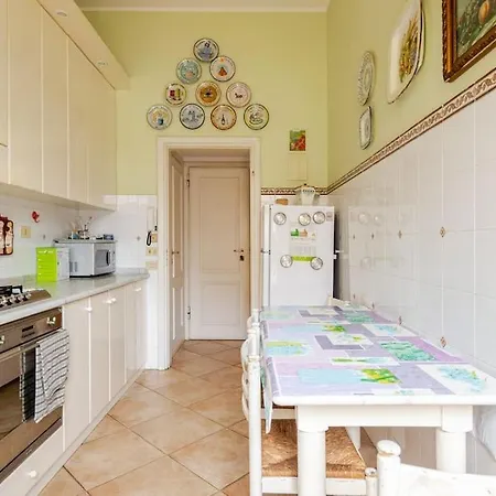 Spaziosa Casa Con Giardino E Dependance * Viareggio